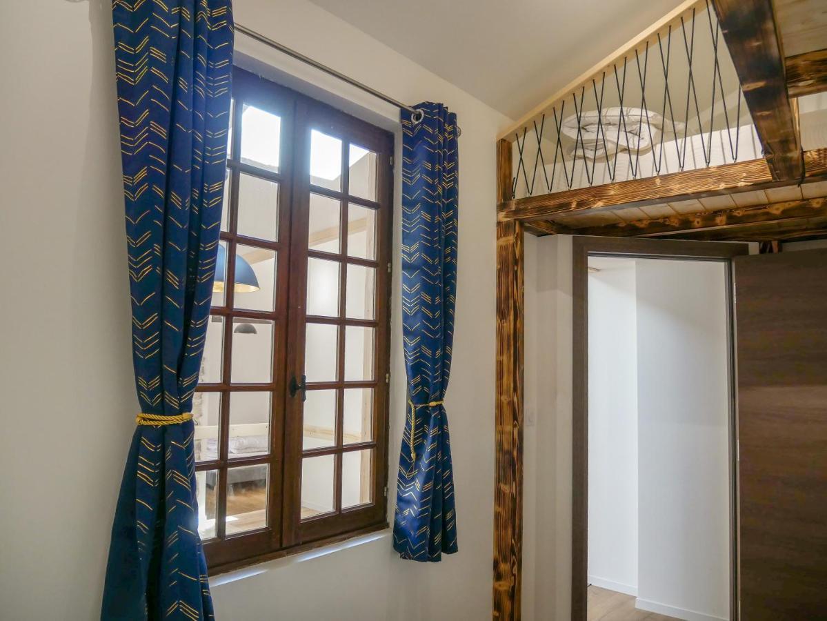 Gite Des Augustins Cremieu Екстер'єр фото
